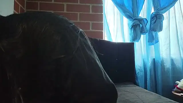 Snapshot of Caroll_Luna chatting on March 2025 03:18:02 PM Caroll Luna online show from March 2025 03:18:02 PM