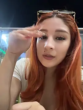 Mon Cherry online show from June 2026 01:33:01 AM