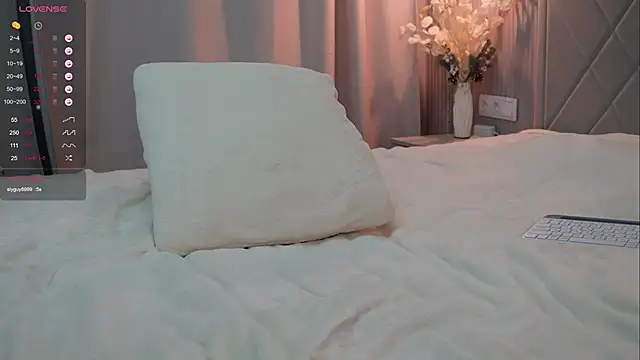  Pretty Doll  online show from February 2025 07:33:01 PM