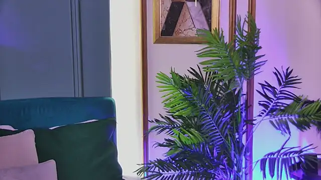 LunaWills  online show from February 2026 05:44:02 AM