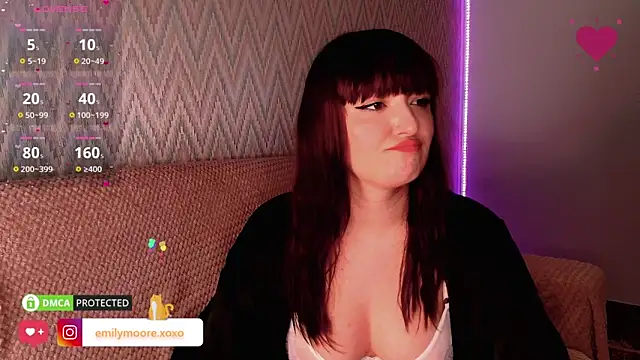 Snapshot of emilymoore__ chatting on December 2024 12:59:02 AM emilymoore online show from December 2024 12:59:02 AM