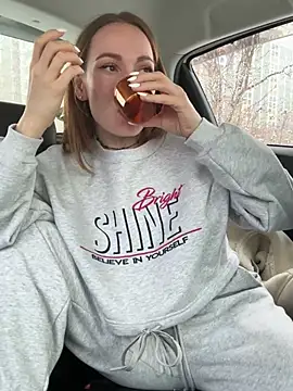 Snapshot of LavenderHot chatting on January 2025 05:48:02 AM LavenderHot online show from January 2025 05:48:02 AM