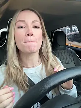 Snapshot of LavenderHot chatting on February 2025 02:14:02 AM LavenderHot online show from February 2025 02:14:02 AM