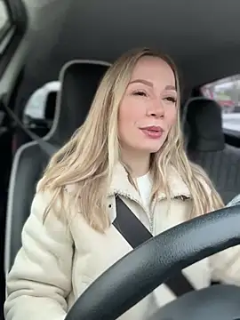 Snapshot of LavenderHot chatting on March 2025 01:36:02 AM LavenderHot online show from March 2025 01:36:02 AM