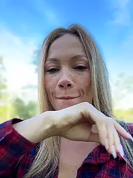 LavenderHot online show from June 2026 01:40:01 AM
