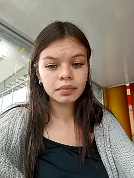 Violeta 12- online show from December 2024 06:40:01 PM