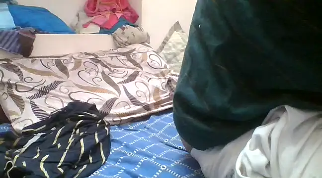 Snapshot of naughtymike0007 chatting on February 2025 02:29:02 AM naughtymike0007 online show from February 2025 02:29:02 AM