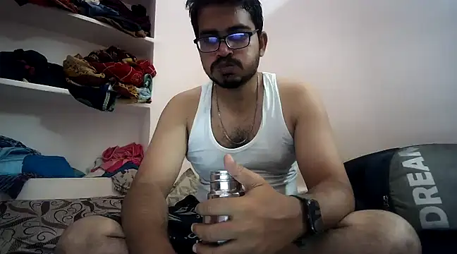 Snapshot of naughtymike0007 chatting on February 2025 02:05:01 PM naughtymike0007 online show from February 2025 02:05:01 PM