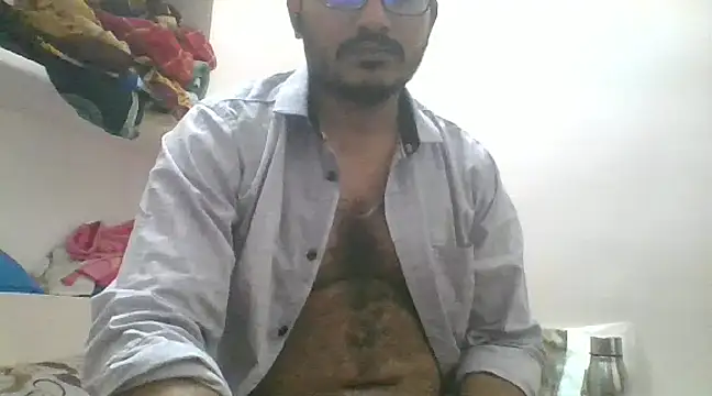 Snapshot of naughtymike0007 chatting on February 2025 12:05:02 PM naughtymike0007 online show from February 2025 12:05:02 PM