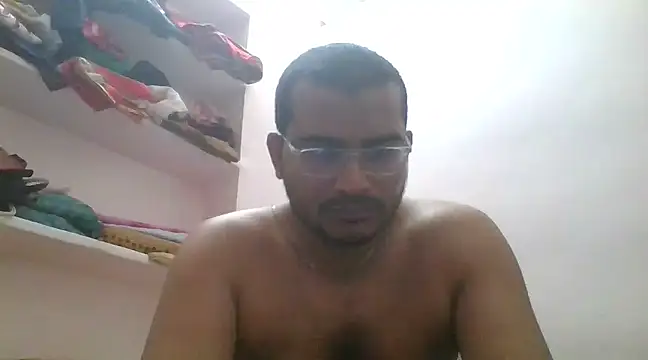 Snapshot of naughtymike0007 chatting on March 2025 03:36:02 PM naughtymike0007 online show from March 2025 03:36:02 PM