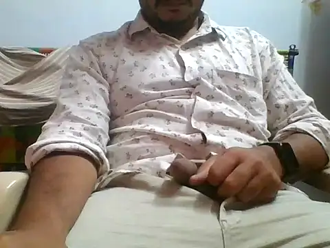 naughtymike0007 online show from November 2025 02:28:02 PM