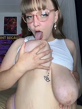 Lalalust69 online show from May 2026 08:32:01 PM