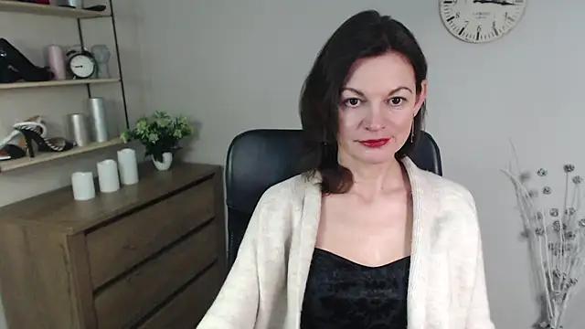 VivianWILD online show from December 2024 08:02:01 AM