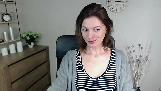 VivianWILD online show from January 2025 07:39:01 AM