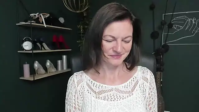 VivianWILD online show from September 2025 08:18:02 AM