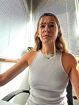 lucie mehott online show from July 2026 08:45:01 AM