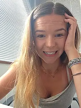 lucie mehott online show from July 2026 09:30:01 AM