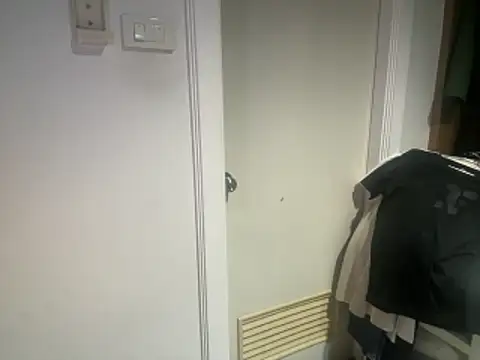 Snapshot of cloudboy_kk8 chatting on April 2026 10:51:02 PM cloudboy kk8 online show from April 2026 10:51:02 PM