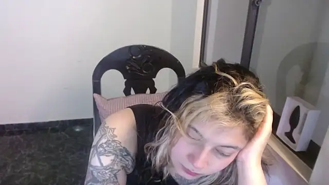 Snapshot of mailer_parsonss chatting on November 2025 03:23:01 PM mailer parsonss online show from November 2025 03:23:01 PM