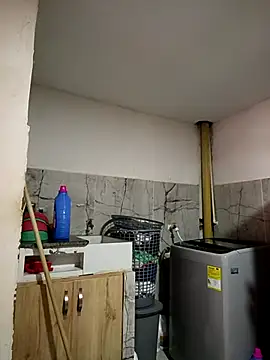 Giselabrunette25 online show from October 2025 05:46:02 PM