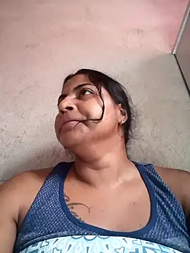 Giselabrunette25 online show from March 2026 03:07:02 PM