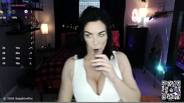 Sapphirefoxcanada online show from July 2026 06:39:01 PM