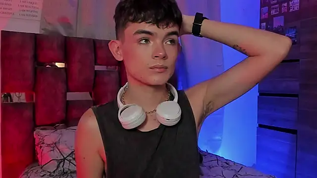 Angelo 018 online show from February 2025 05:40:02 AM