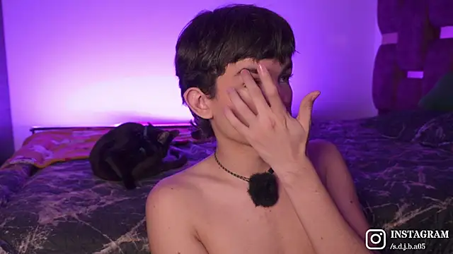 Snapshot of Angelo_018 chatting on November 2025 06:37:01 AM Angelo 018 online show from November 2025 06:37:01 AM