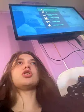 Snapshot of itzcheyduh chatting on October 2025 09:02:01 PM itzcheyduh online show from October 2025 09:02:01 PM