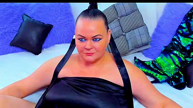 MilanaBiegert online show from November 2025 08:28:01 AM