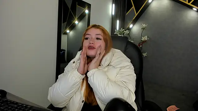 Snapshot of almma_shy chatting on January 2025 02:14:01 PM almma shy online show from January 2025 02:14:01 PM