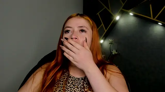 Snapshot of almma_shy chatting on January 2025 02:21:01 PM almma shy online show from January 2025 02:21:01 PM