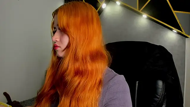 Snapshot of almma_shy chatting on February 2025 02:55:02 PM almma shy online show from February 2025 02:55:02 PM