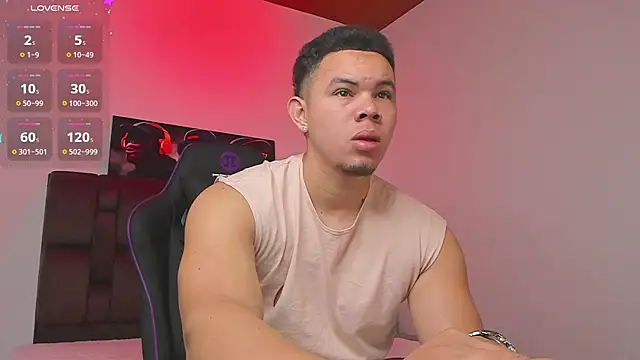 Snapshot of jhotta_fox chatting on January 2025 08:09:02 AM jhotta fox online show from January 2025 08:09:02 AM