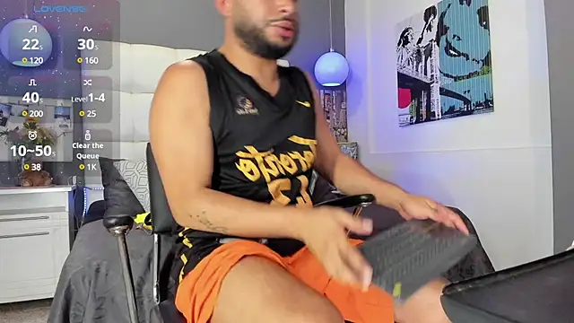 Snapshot of THIAGOXBIG chatting on January 2025 12:38:01 AM THIAGOXBIG online show from January 2025 12:38:01 AM