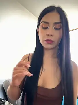 Nikothyna online show from September 2025 06:08:01 PM