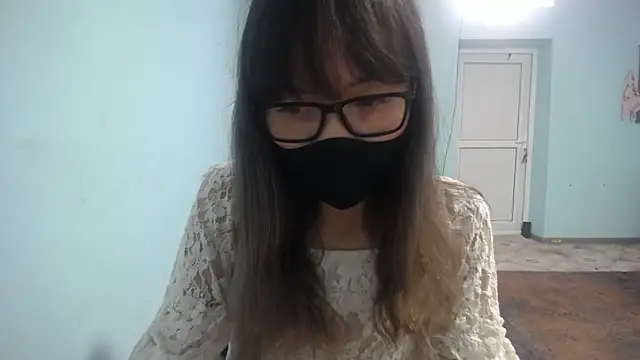 elllaaxx online show from October 2025 04:10:01 AM