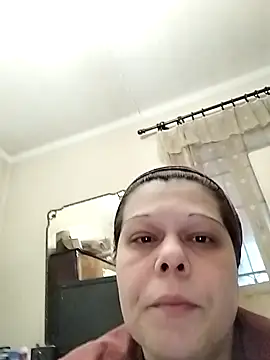 Snapshot of Lucia8600 chatting on January 2025 04:06:02 PM Lucia8600 online show from January 2025 04:06:02 PM