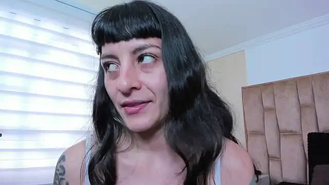 Naughty Kittenm online show from March 2025 05:25:02 PM