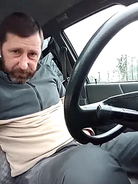 Snapshot of BZHsex chatting on December 2025 08:43:01 AM BZHsex online show from December 2025 08:43:01 AM