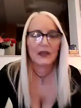 kikkastar online show from January 2025 07:42:01 PM