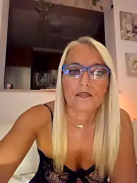 kikkastar online show from September 2025 07:47:01 PM