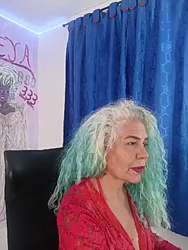 freyadevil333 online show from May 2026 06:53:01 AM
