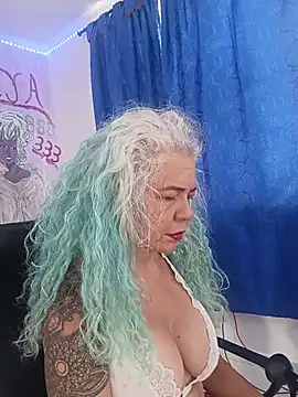 freyadevil333 online show from June 2026 05:02:02 PM