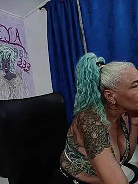 freyadevil333 online show from July 2026 07:11:02 AM
