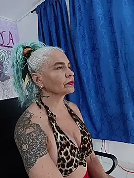freyadevil333 online show from July 2026 03:53:01 AM