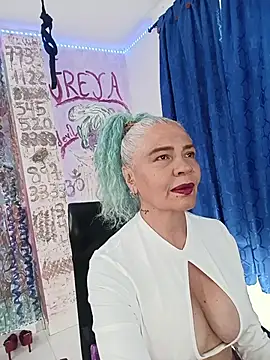 freyadevil333 online show from July 2026 12:58:02 PM