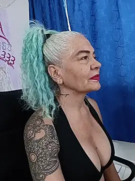 freyadevil333 online show from July 2026 03:41:01 PM
