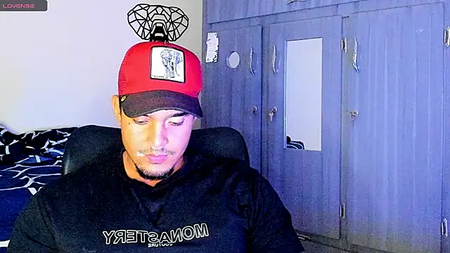 Big furry bear13 online show from February 2025 09:43:01 AM