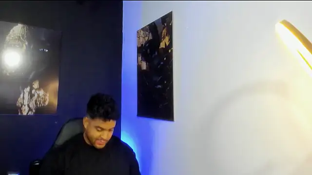 Big furry bear13 online show from November 2025 07:27:01 AM